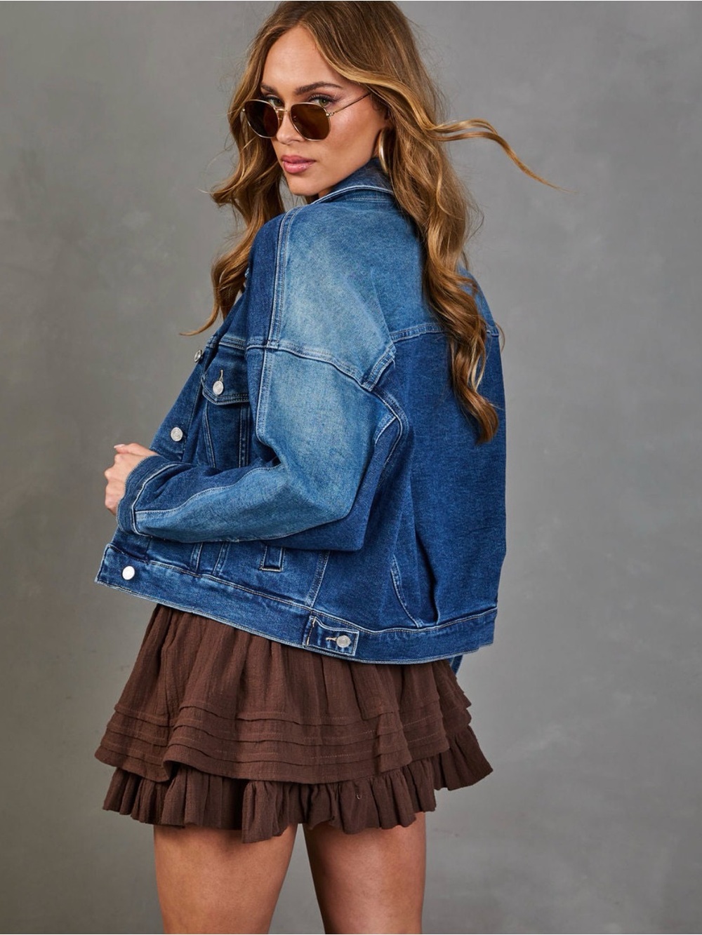 Elan Blue Denim Jean Jacket - Women's Oversized Trucker - Picture 2 of 2